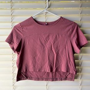 Alphalete maroon Boxy Cropped Short Sleeve T-Shirt Size small